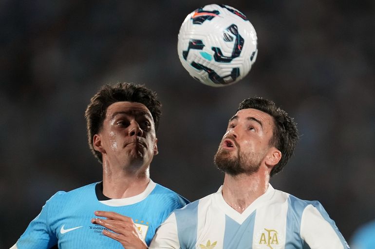 Con una perla de Thiago Almada, Argentina le mostró a Uruguay la chapa de campeón