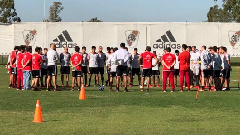 Dolor en River por la muerte de la hermana de Camilo Mayada