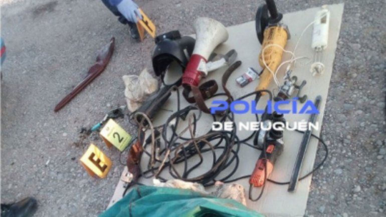 Las herramientas y armas fueron robadas de una casa en Arroyito.
