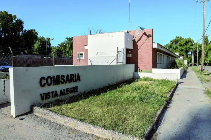 Personal de Comisaría 49 de Vista Alegre acudió a la toma al tomar conocimiento del crimen.