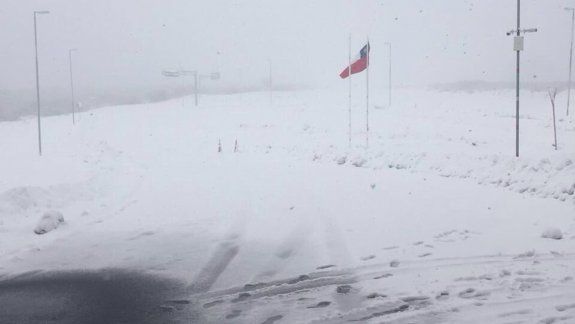 Reabre el paso Pino Hachado tras retirar la nieve de la ruta