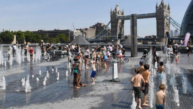 El Reino Unido tiene por primera vez un alerta por ola de calor extremo