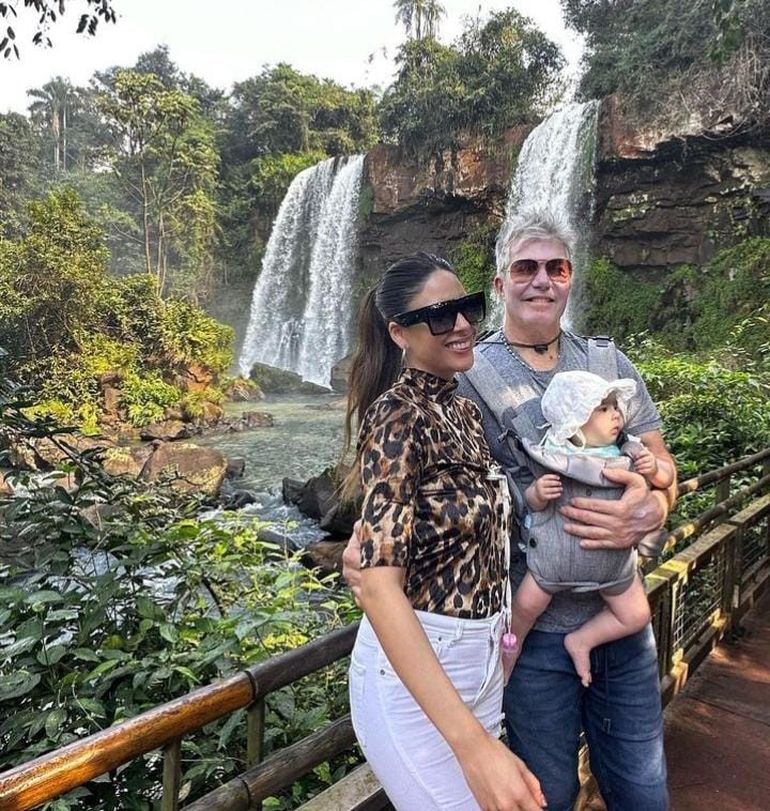 Barby Franco y Fernando Burlando con su hija Sarah. Barby Franco y Fernando Burlando con su hija Sarah.