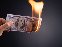 El dólar, otra vez golpeado en el mercado financiero local. El dólar, otra vez golpeado en el mercado financiero local.