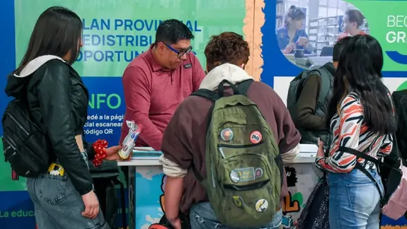 Las becas Gregorio Álvarez llegan a cada vez más estudiantes.