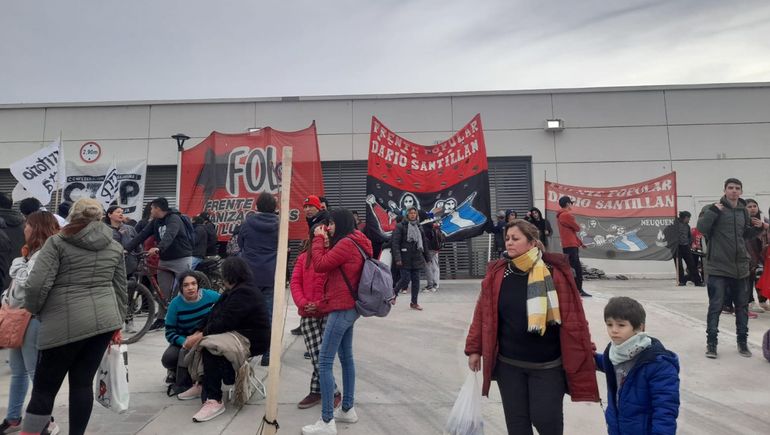 Las organizaciones quieren que los diputados les destraben la asistencia