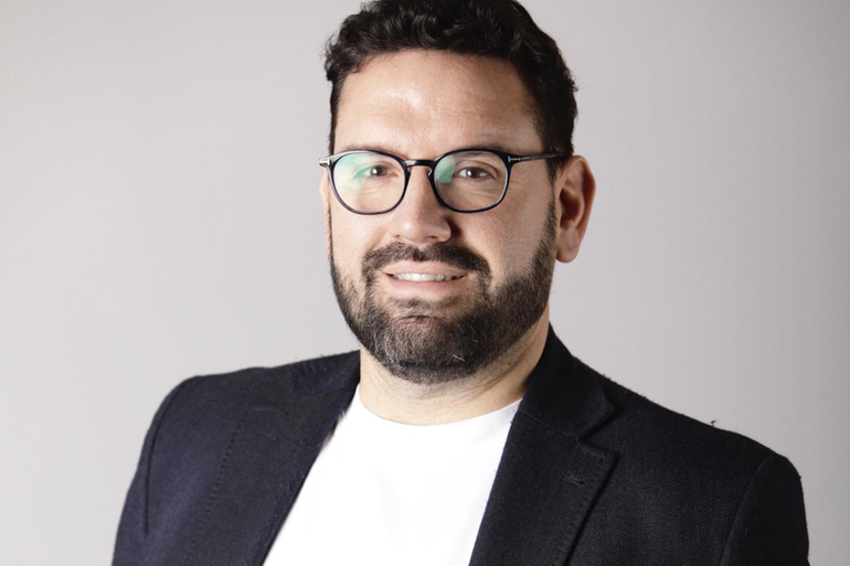 El viral cambio de look de Damian Betular que impactó a sus compañeros de streaming