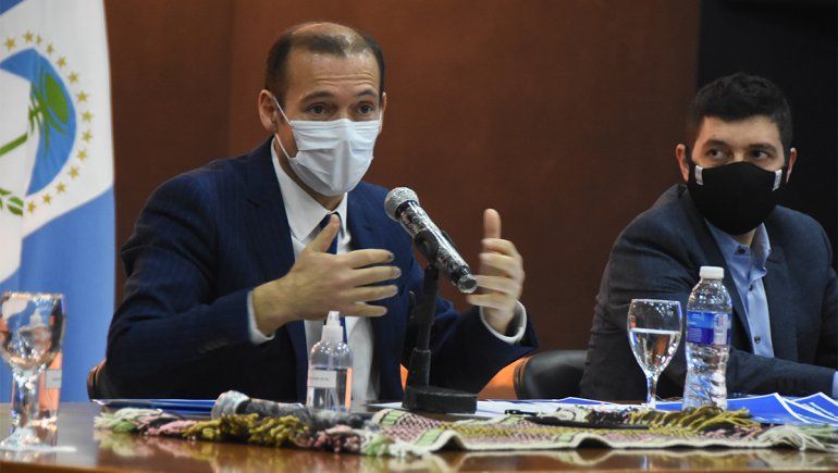 Gutiérrez llama a negociar la pospandemia en un foro