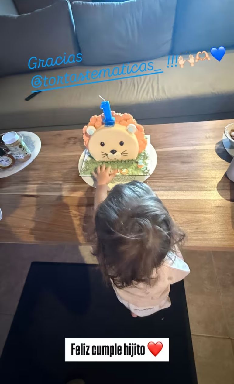 Cruz, el hijo de Nicole Neumann, festejando su cumplea&ntilde;os