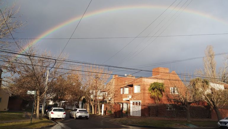 a maravillosa postal del día que nos regaló el cielo