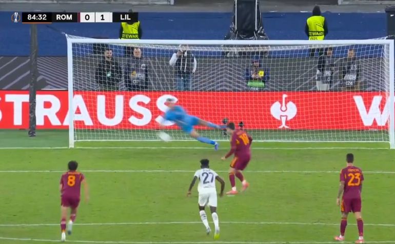 Inédito: con un argentino como protagonista, Roma erró tres penales en tres minutos