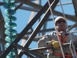 Desde Tierra del Fuego hasta Salta: el Gobierno nacional estableció un plan para construir las nuevas líneas eléctricas que conectarán el país.