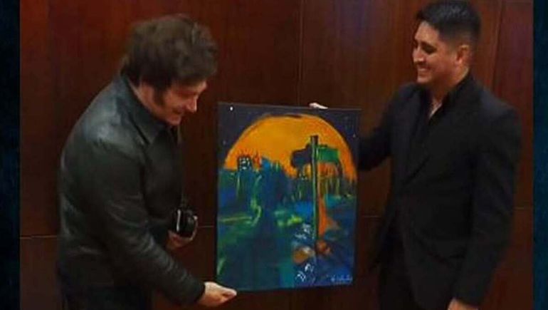 Javier Milei recibe un cuadro del pintor de Santa Cruz Alan Williams.