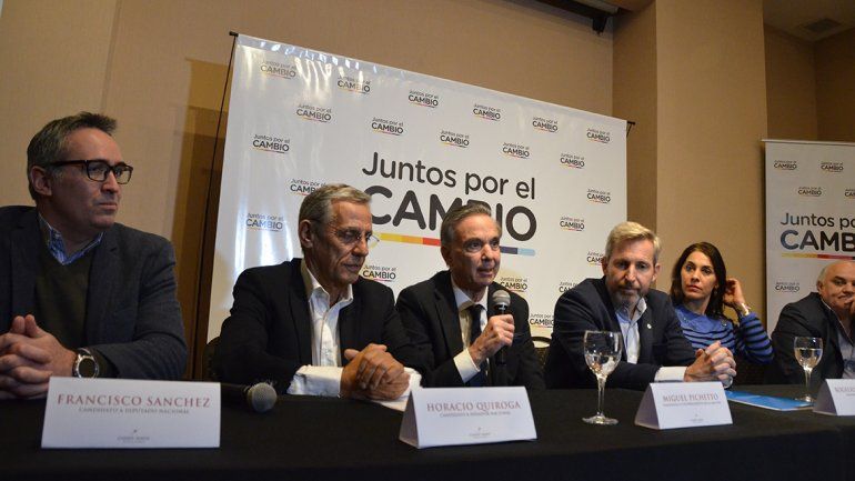 Pichetto y Frigerio le dieron un envión electoral a Pechi