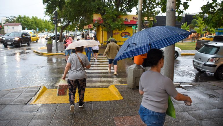 Tiempo bueno y cálido para hoy: ¿con tormentas?