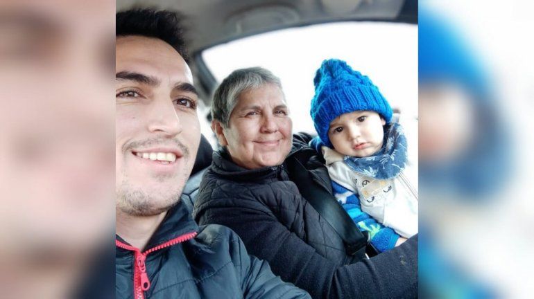 Ofrece 20 mil pesos para recuperar las fotos de su madre fallecida