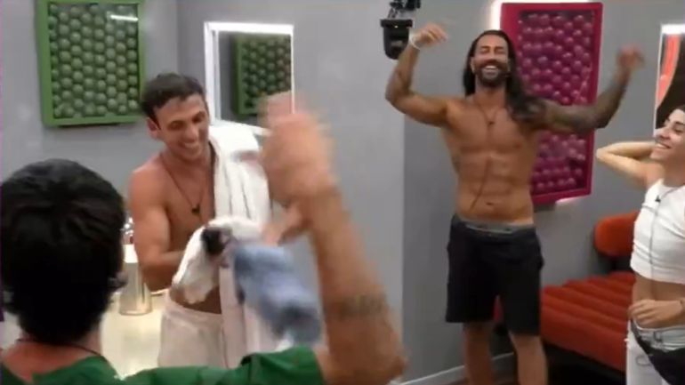 Bautista entró a Gran Hermano y lanzó su nueva canción Bautista entró a Gran Hermano y lanzó su nueva canción