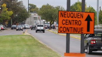 Comenzaron los trabajos sobre Avenida Mosconi en la zona de los puentes carreteros. Comenzaron los trabajos sobre Avenida Mosconi en la zona de los puentes carreteros.