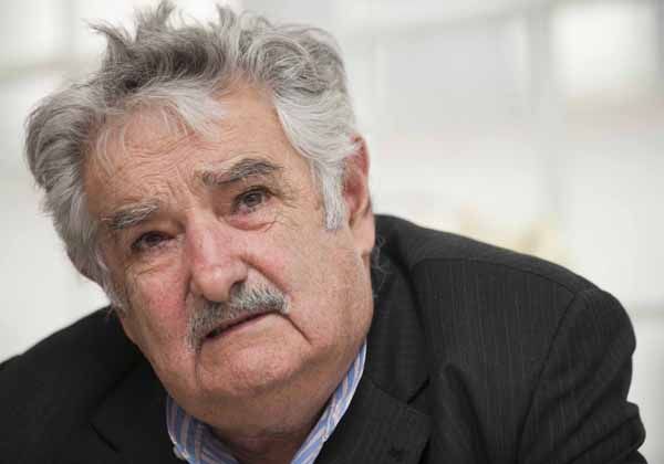 Mujica: Temo por la estabilidad institucional en Argentina
