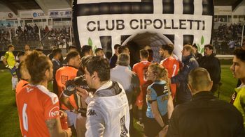 cronica de un partido en el que cipolletti perdio en las tribunas cronica de un partido en el que cipolletti perdio en las tribunas