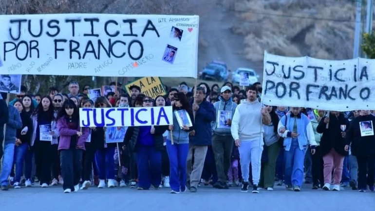 Juntaron más de 1000 firmas en Loncopué y otras localidades aledañas para que Pedro Cides