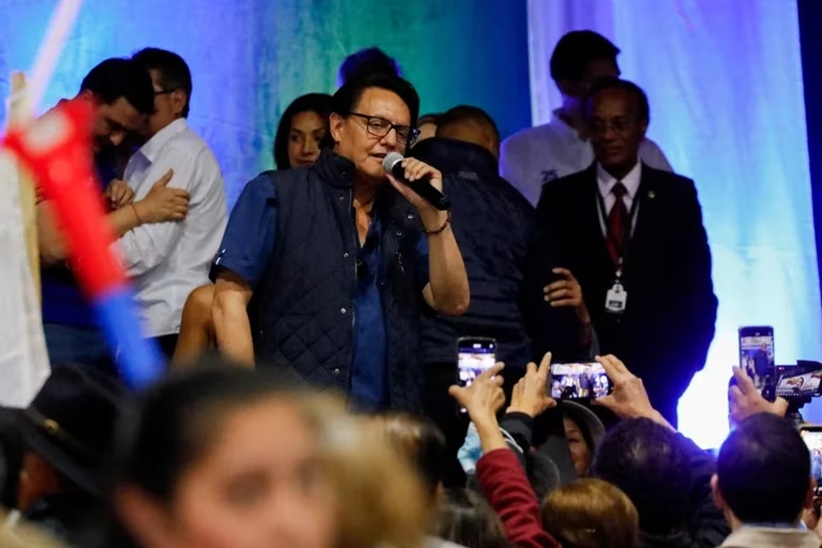 Ecuador: asesinaron a tiros al candidato a presidente opositor al correísmo