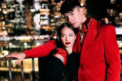 Rusherking contó por qué se puso de novio con Ángela Torres