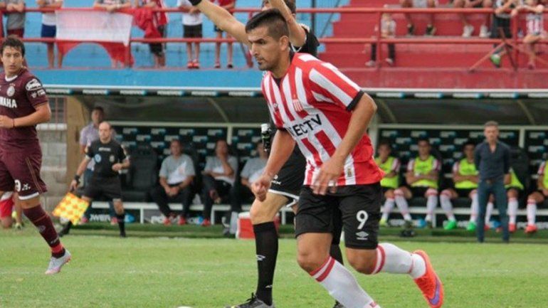 Viatri se recuperó y jugará de titular para el León.