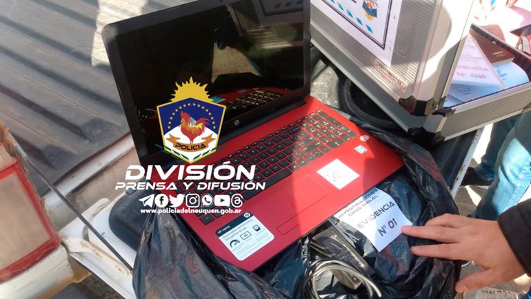 Robó en una casa y salió a ofrecer la computadora a los vecinos