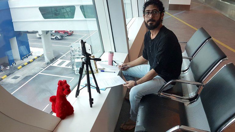 Hassan al Kontar huyó de su país de origen para no unirse al Ejército.