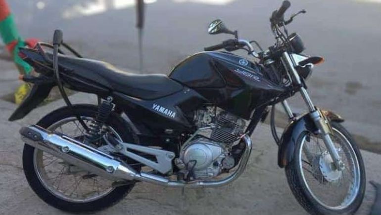 Ladrones le desvalijaron la casa en Centenario: se llevaron hasta la moto