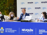 El gobierno dispondrá fondos para entregar notebooks a 140 mil chicos