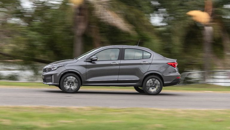 El Fiat Cronos es uno de los cinco modelos de la marca italiana involucrados en este recall.