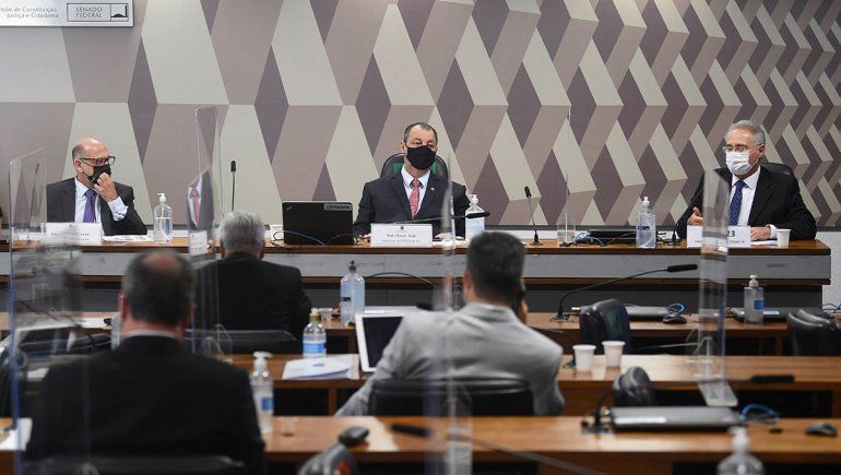 Bolsonaro atrasó la vacunación tres meses por su oposición a China