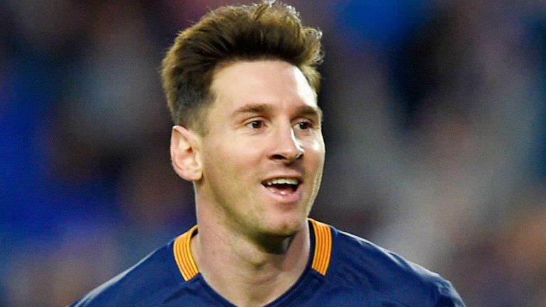 Messi metió uno para la goleada del Barça; Bale