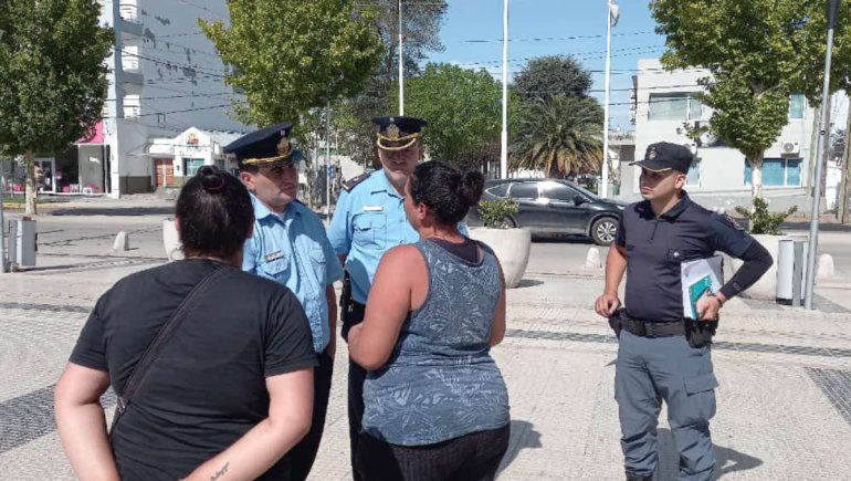 Desarman el acampe de los vecinos de Plottier que duermen en la plaza