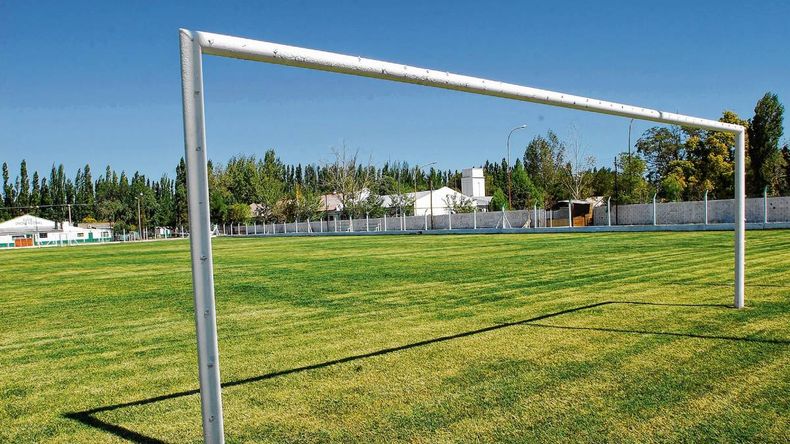 El exentrenador del Club Unión Vecinal tendría varios delitos contra la integridad sexual de menores. | LM Neuquen El exentrenador del Club Unión Vecinal tendría varios delitos contra la integridad sexual de menores.
