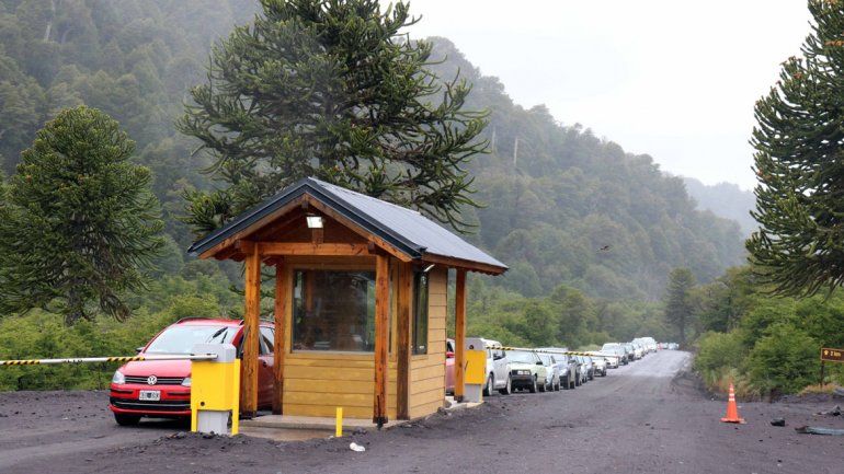 Los pasos fronterizos neuquinos ya dan muestras del aumento de la circulación entre ambos países. Los pasos fronterizos neuquinos ya dan muestras del aumento de la circulación entre ambos países.