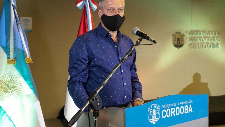 Internaron al Pichi Campana por coronavirus