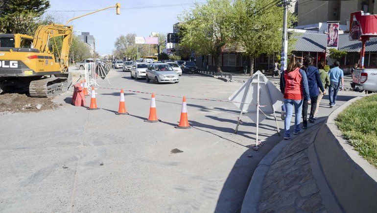 ¡Paciencia automovilistas! Está cortada por 15 días la calle Vecinalistas Neuquinos