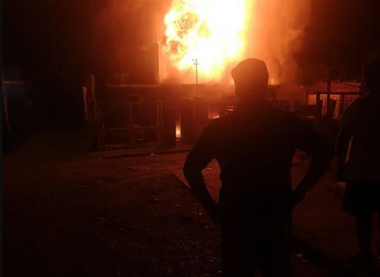 El incendio en la casa de Zoe Ochoa, en Trelew, Chubut. El incendio en la casa de Zoe Ochoa, en Trelew, Chubut.