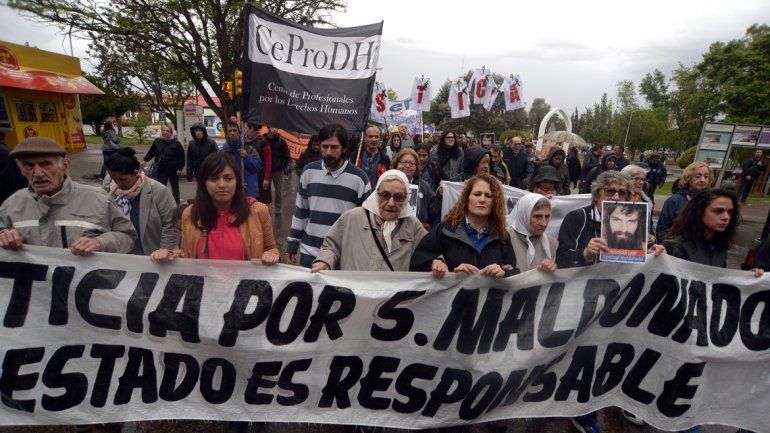 Una multitud marchó a tres meses de la desaparición y muerte de Santiago Maldonado