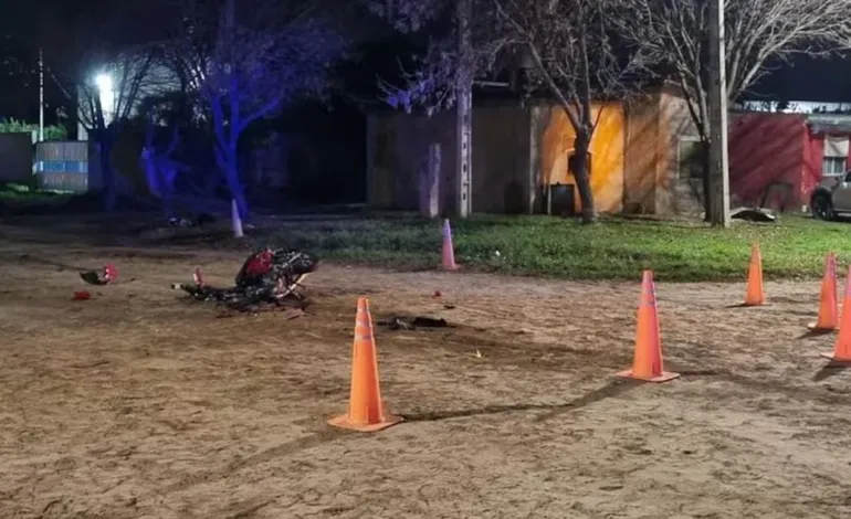 Una menor de 15 años murió producto del violento impacto. 
