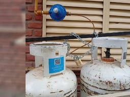 El gremio ATE cuestionó la seguridad de la instalación de dos garrafas en la cocina de una escuela. El gremio ATE cuestionó la seguridad de la instalación de dos garrafas en la cocina de una escuela.