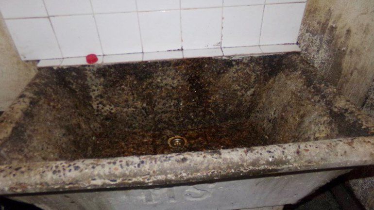 Las condiciones en las que se elaboraban los productos estaban muy alejadas de las medidas que exigen las normas sanitarias. Había suciedad por todos lados.