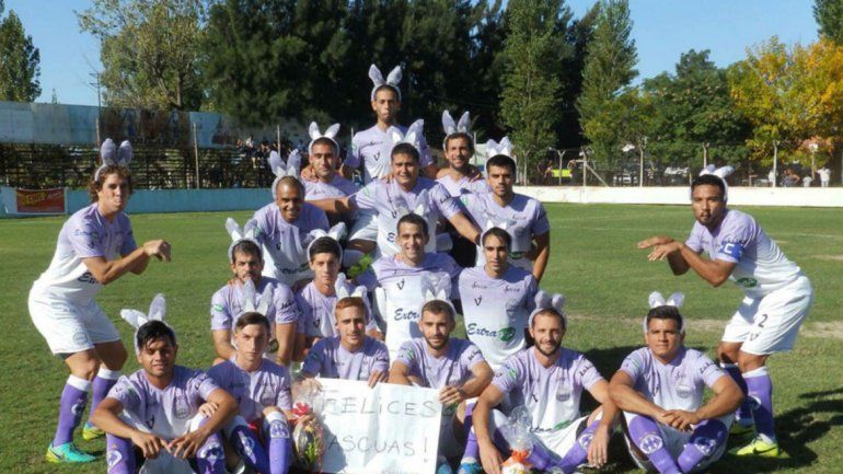 El particular saludo por las Pascuas de un equipo de fútbol