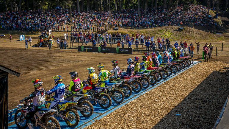 Mundial de Motocross: Villa la Angostura ya empezó a vibrar