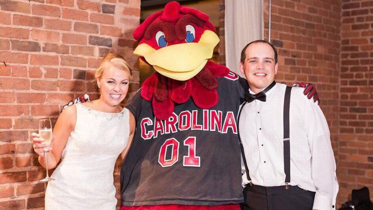 Elizabeth Taylor es profesora de biología y venía teniendo sexo con su alumno desde principios de año.&nbsp;