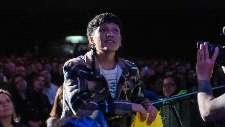 Joaquín Martínez, el zapalino que cantó con Jorge Drexler. Joaquín Martínez, el zapalino que cantó con Jorge Drexler.