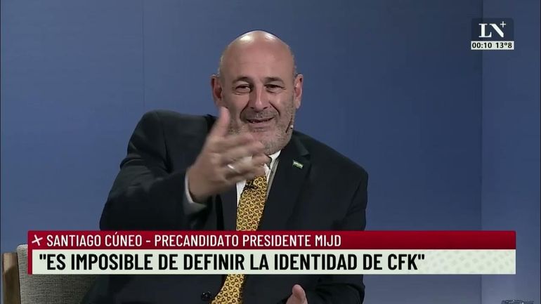 Santiago Cúneo es un periodista y político crítico con el kirchnerismo y enemigo de Javier Milei. Santiago Cúneo es un periodista y político crítico con el kirchnerismo y enemigo de Javier Milei.